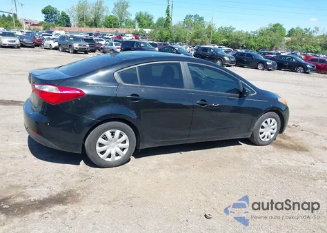 2016 Kia Forte Lx z USA, uszkodzony, nr VIN KNAFK4A67G5467716
